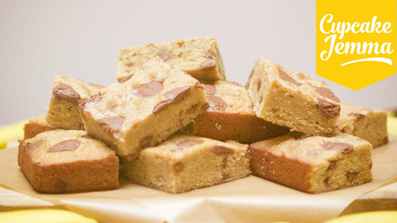 Banana & Milk Chocolate Blondie Recipe | Cupcake Jemma