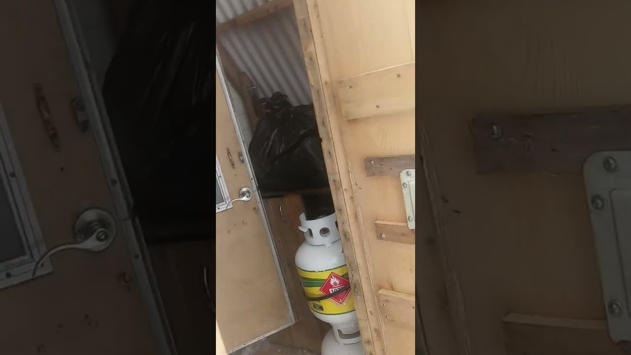 Мне это уже надоело. 😳