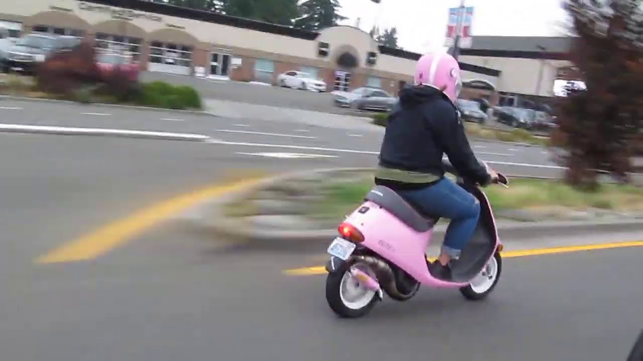 Unedited (2018) Elite 2stroke at Ferry2Ferry &bull; Honest&sup2;
