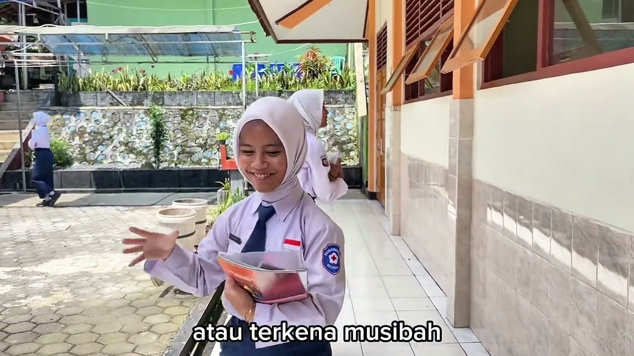 PENDIDIKAN PANCASILA , PENGAMALAN NILAI NILAI PANCASILA by Zidna Rizki Maulida