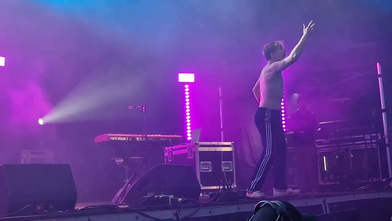 Mickey Callisto - HomoSpace (Live at Stendhal 2025)