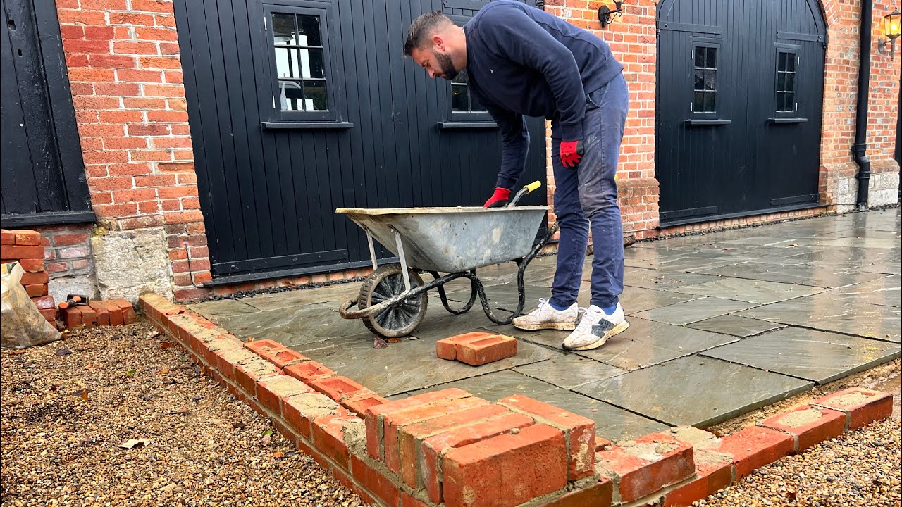 How to build a double skin brick wall with brick on edge 👌