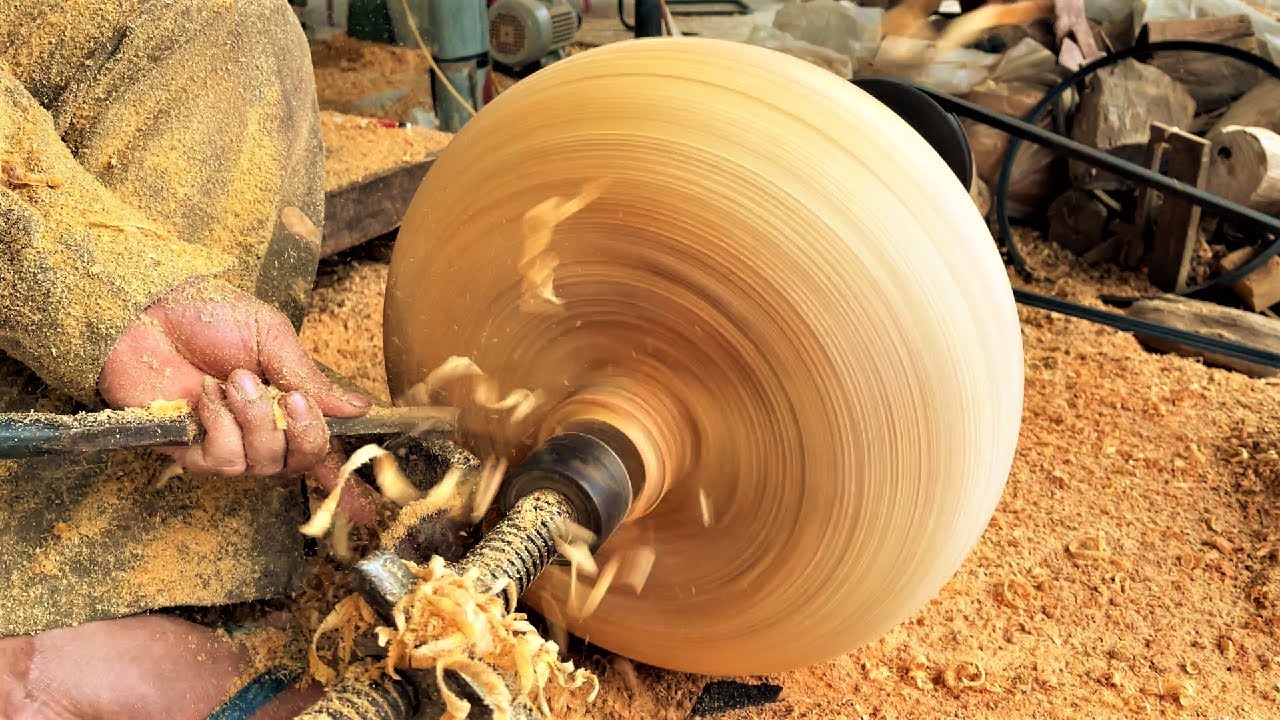 Sophisticated Wood Lathe / Unique And Fancy Handicraft Products With Exquisite Design From Old Trees