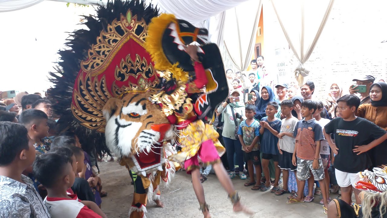Perang Lucu Prajurit VS Barongan New Arjuna Di KrajanBogo Bonang Demak
