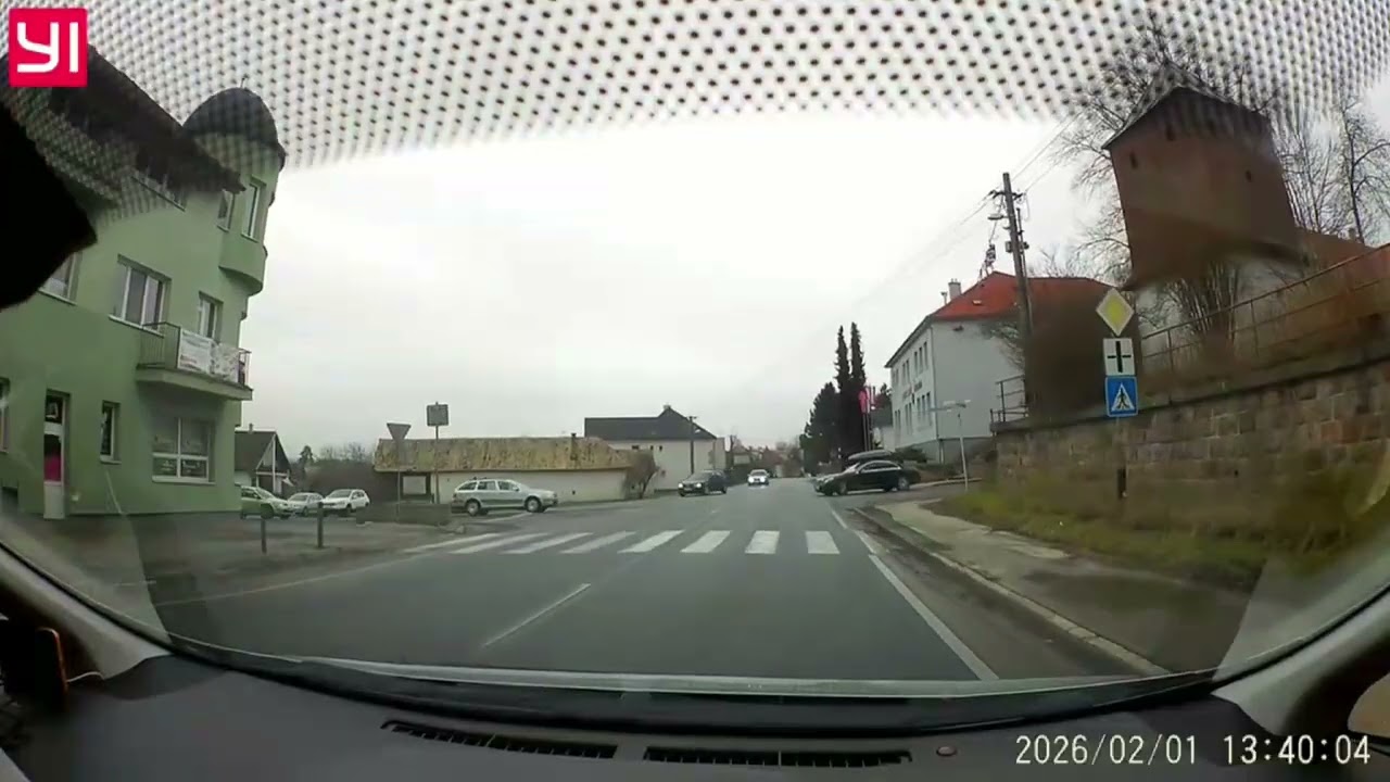 He who doesn't swear while driving doesn't pay attention to the road.