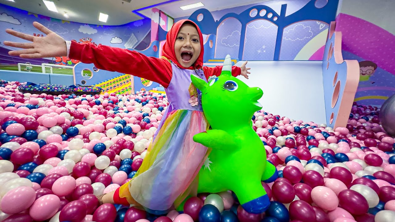 DiAJAKIN PAPS AQILLA BERMAIN SEPUASNYA DI PLAYGROUND KIDDIE CRABS