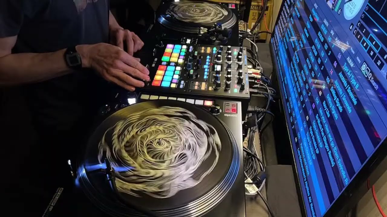 House Music Mixed Live - A Debut For The Snakes! Always Friends, Stogov, Intr0beatz, TG From Athens