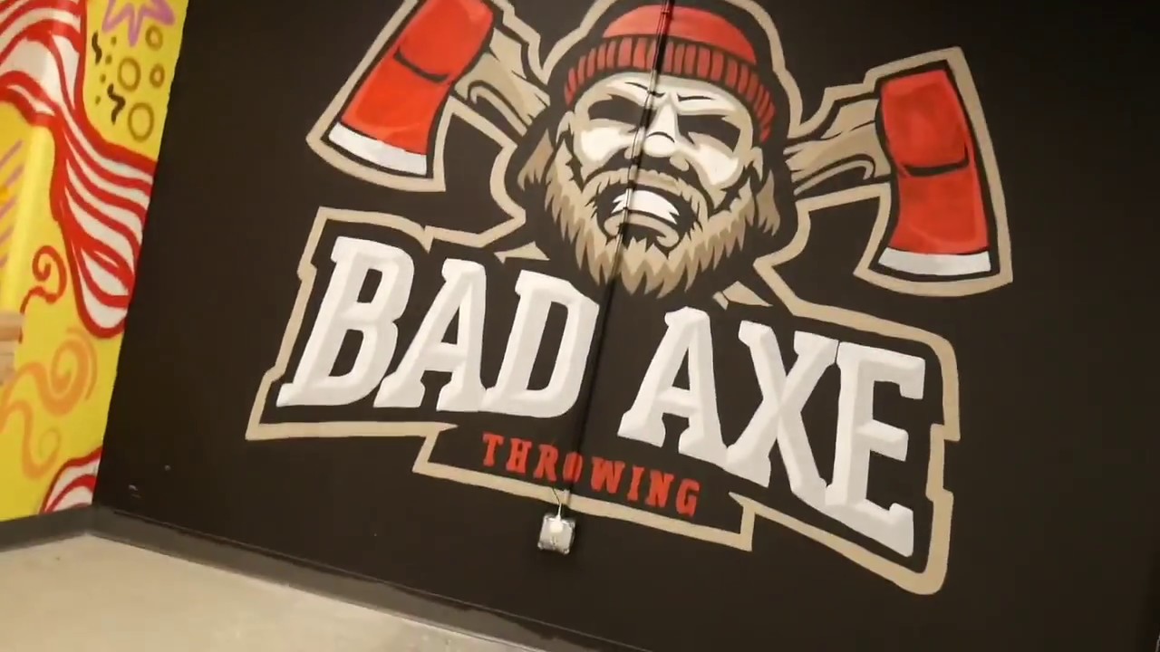 BAD AXE AXE THROWING!| BIRTHDAY VLOG #2 BIG AND BOUGEE 27th!