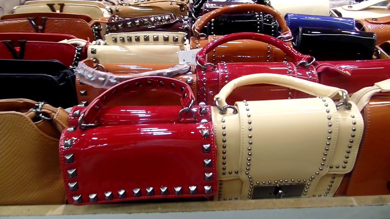 TOUR NO SHOPPING VAUTIER-BOLSAS -BRÁS