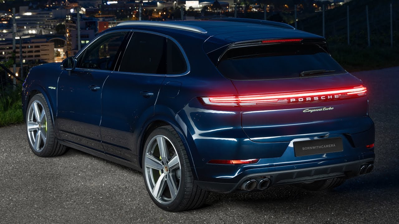 2024 Porsche Cayenne Turbo E Hybrid - Sound, Acceleration and Walkaround in 4K