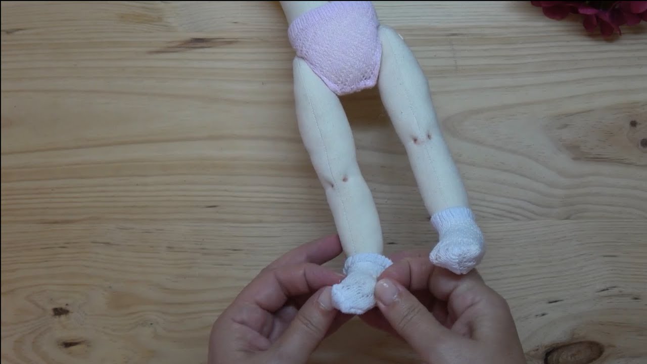 Calcetines y braguitas de Muñeca de Tela Fácil Eva Patrones Y Clases Gratis