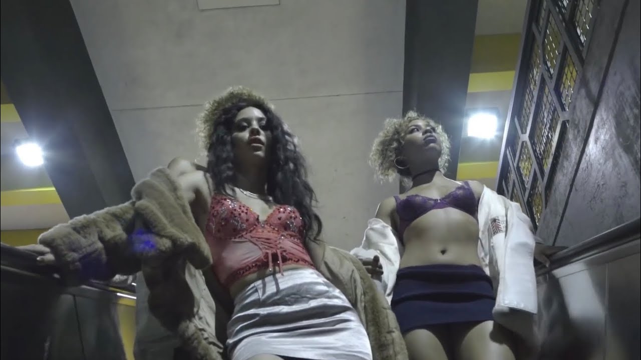 Alexa Demie Turnin’ Tricks (FULL MUSIC VIDEO)