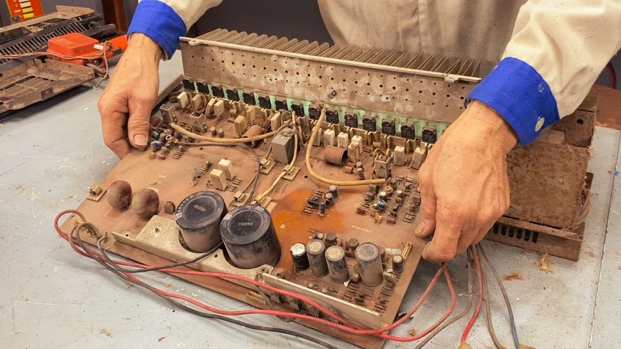Extreme Restoration: Destroyed PEAVEY PV-7200 Professional Stereo Power Amplifier