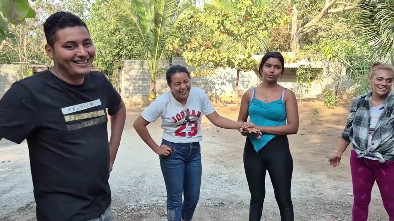 Tremenda ayuda le mandaron a ERIC el se pone feliz