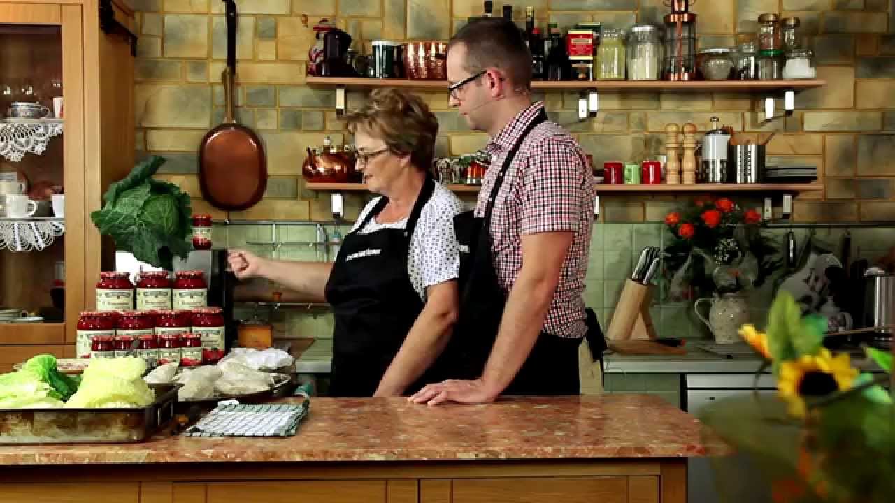 PODRÓŻE KULINARNE - GOŁĄBKI W SOSIE POMIDOROWYM