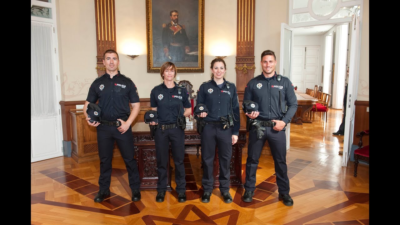 La Policía Local renueva su vestuario
