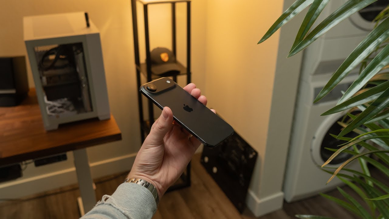 Впечатления от iPhone Air в цвете «Космический черный» — почти идеально.