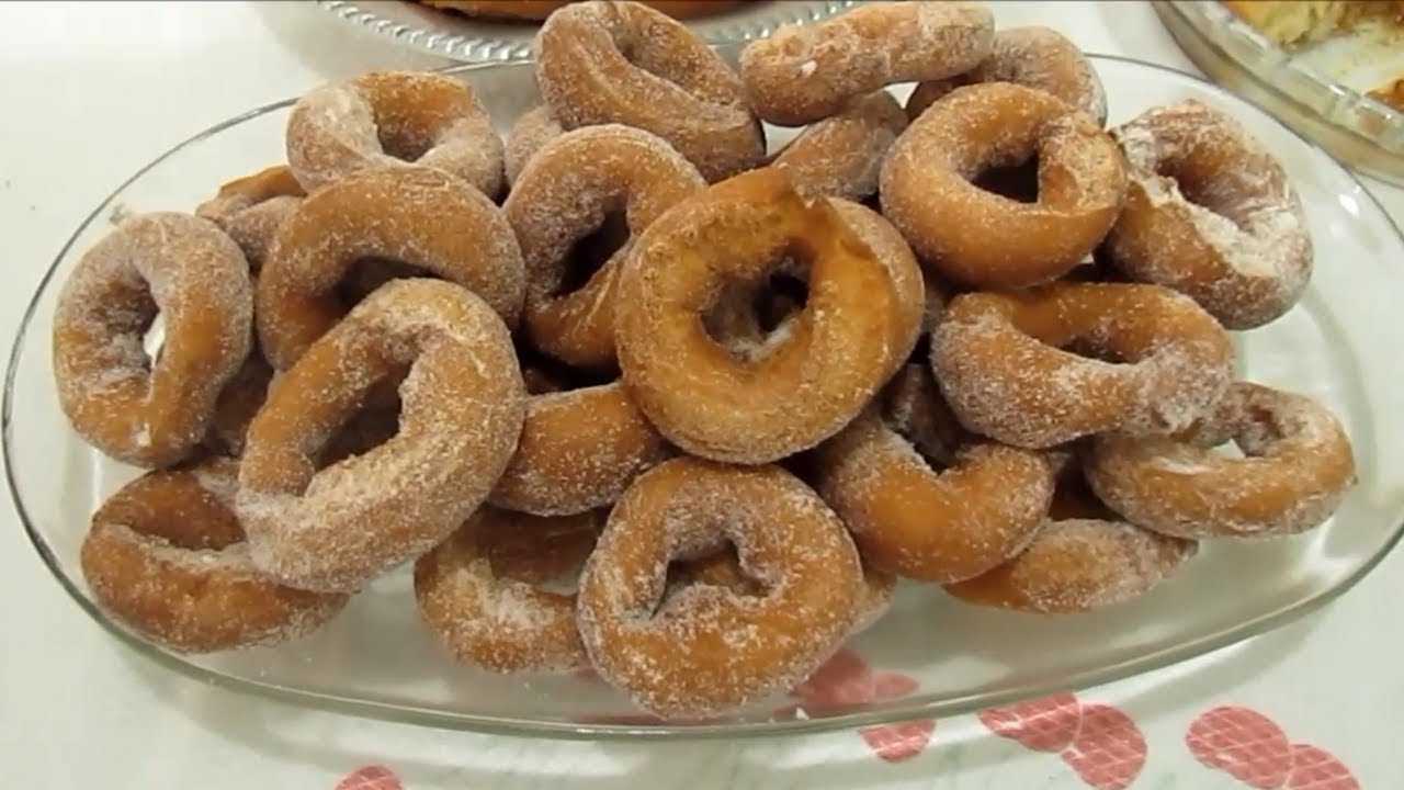 ROSQUINHAS FRITAS PARA O CAF&Eacute; DA TARDE - COM APENAS 2 OVOS RENDE MUITO!! SIMPLESMENTE DELICIOSAS!!