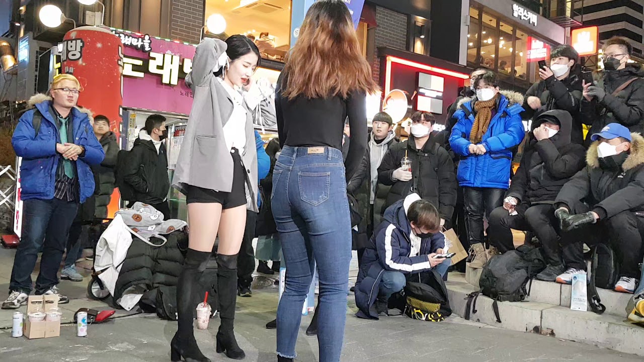 2020년2월8일 클락팀 홍대버스킹 2번