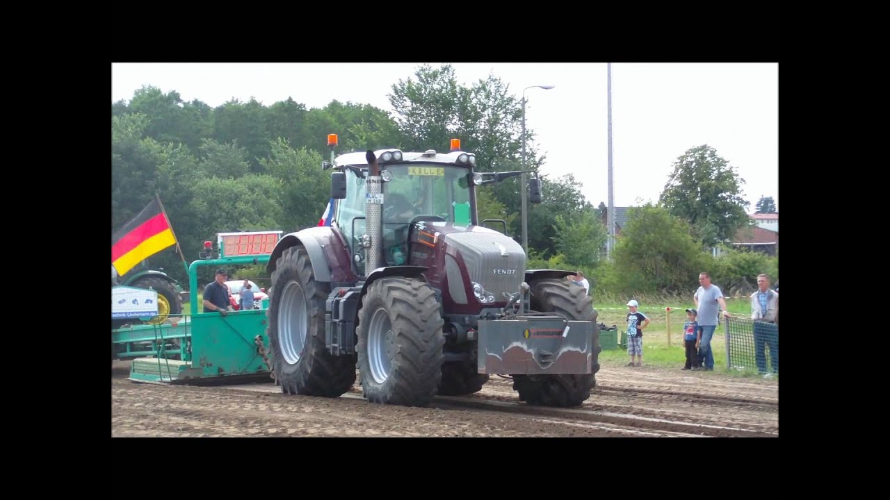 John Deere 8360r,8295r,Fendt 936 Vario Weinrot,Claas Xerion 3800 trac VC,Claas Axion 840 Trecker Treck Lützow 2011