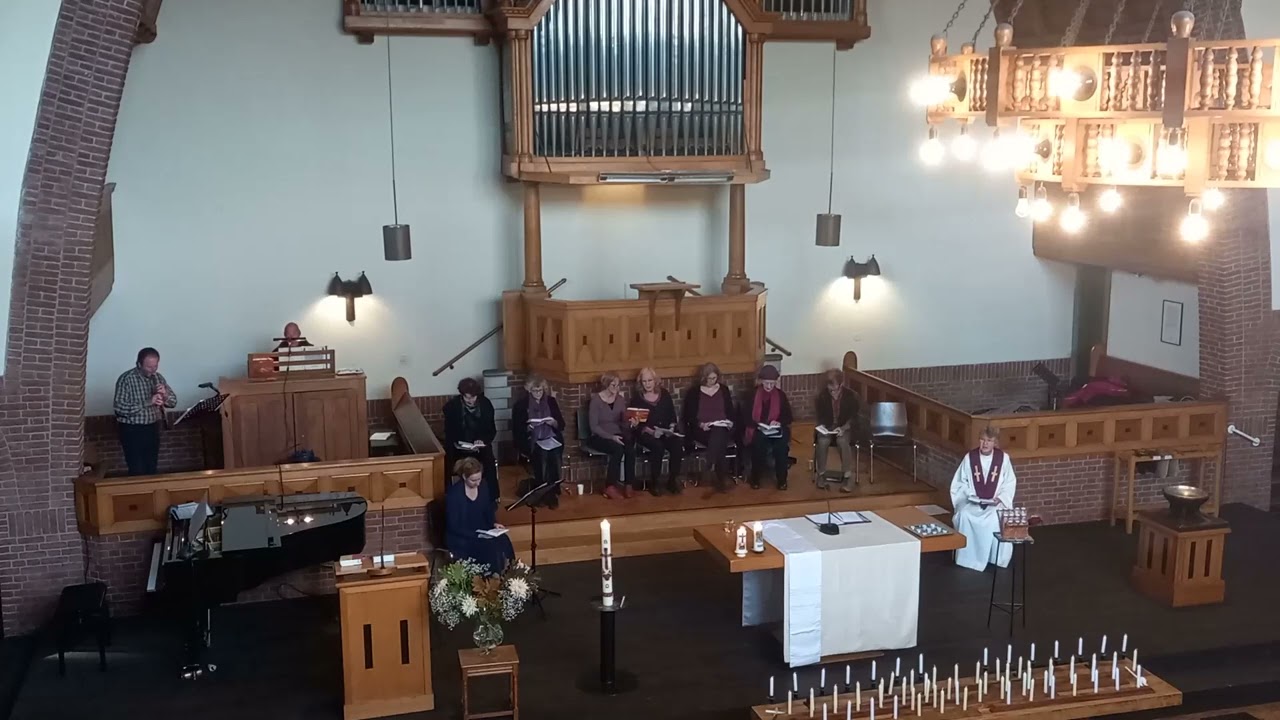 Liedboek 221 Zo vriendelijk en veilig als het licht