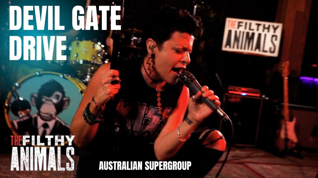 Devil Gate Drive - SUZI QUATRO cover by The Filthy Animals