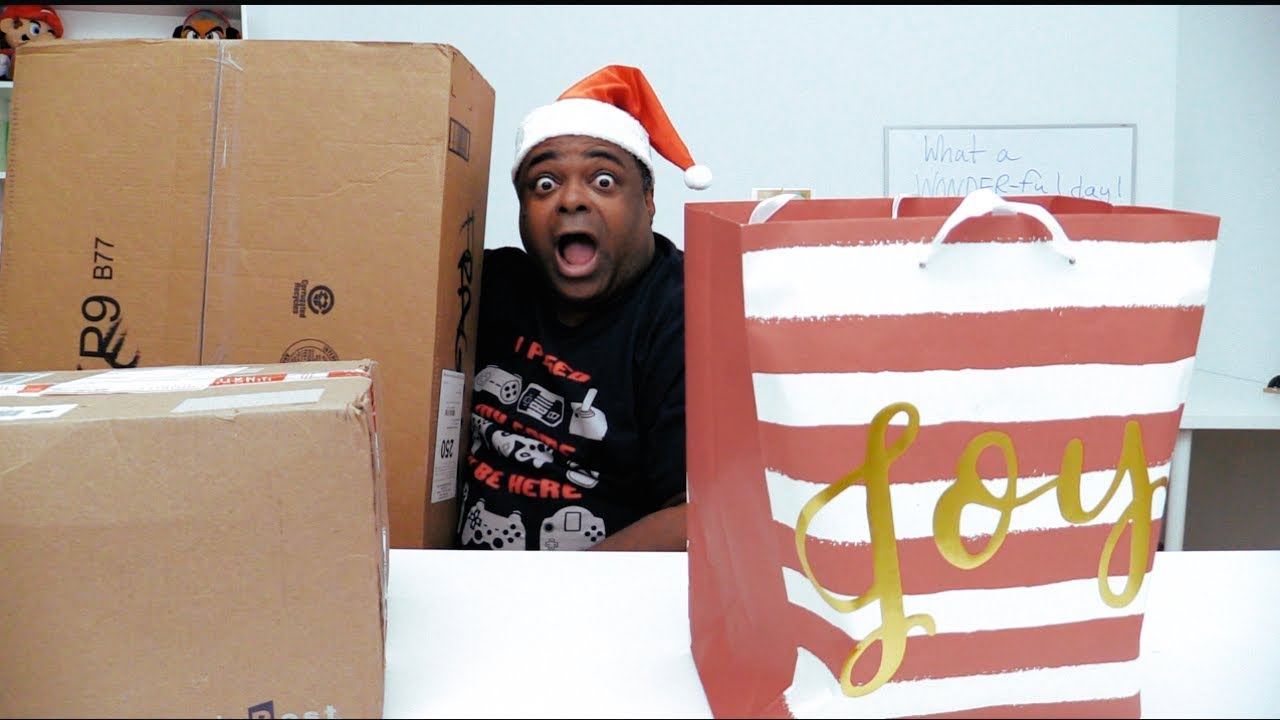 Unboxing CHRISTMAS GIFTS!