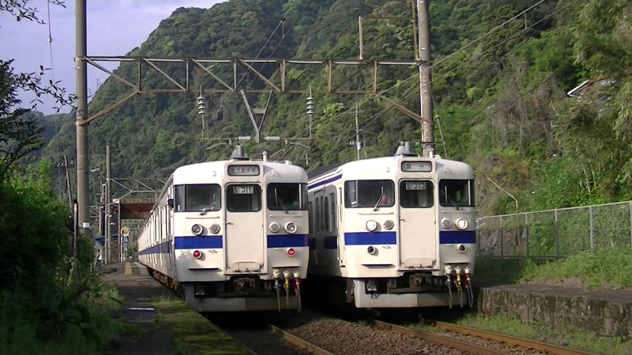 竜ヶ水ですれ違う415系