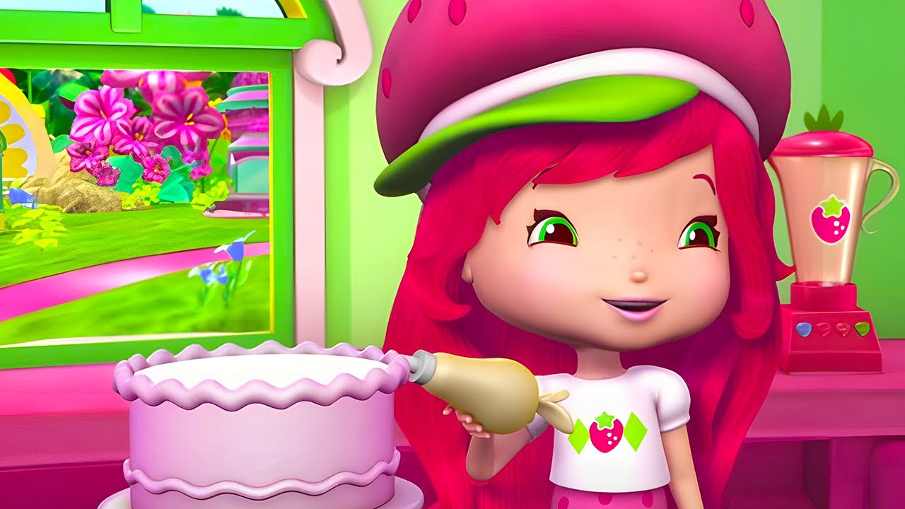 THE PERFECT CAKE! 🎂 🍓 | STRAWBERRY SHORTCAKE | WildBrain Kids