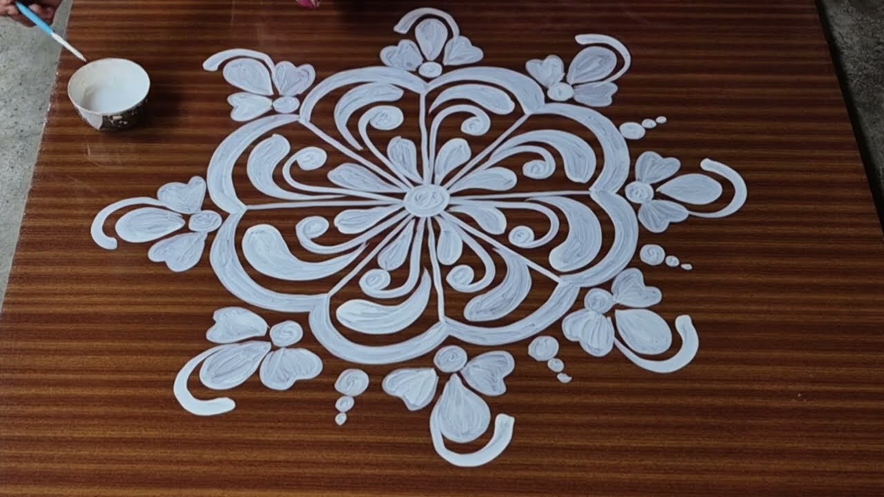 Beautiful Round Alpona Design For Laxmi Puja/Round Alpona Design For Beginners/Roundalponadesing 