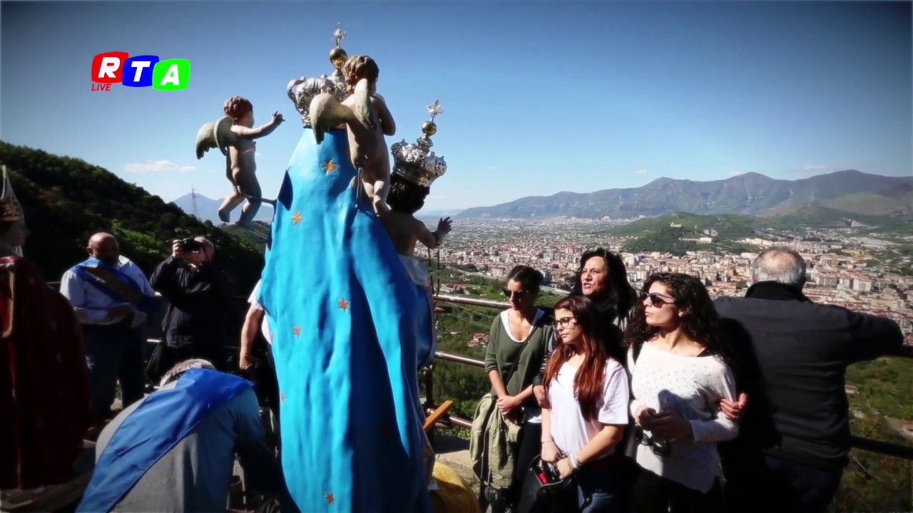 Montalbino. Discesa dei Santi dal Santuario della Madonna dei Miracoli