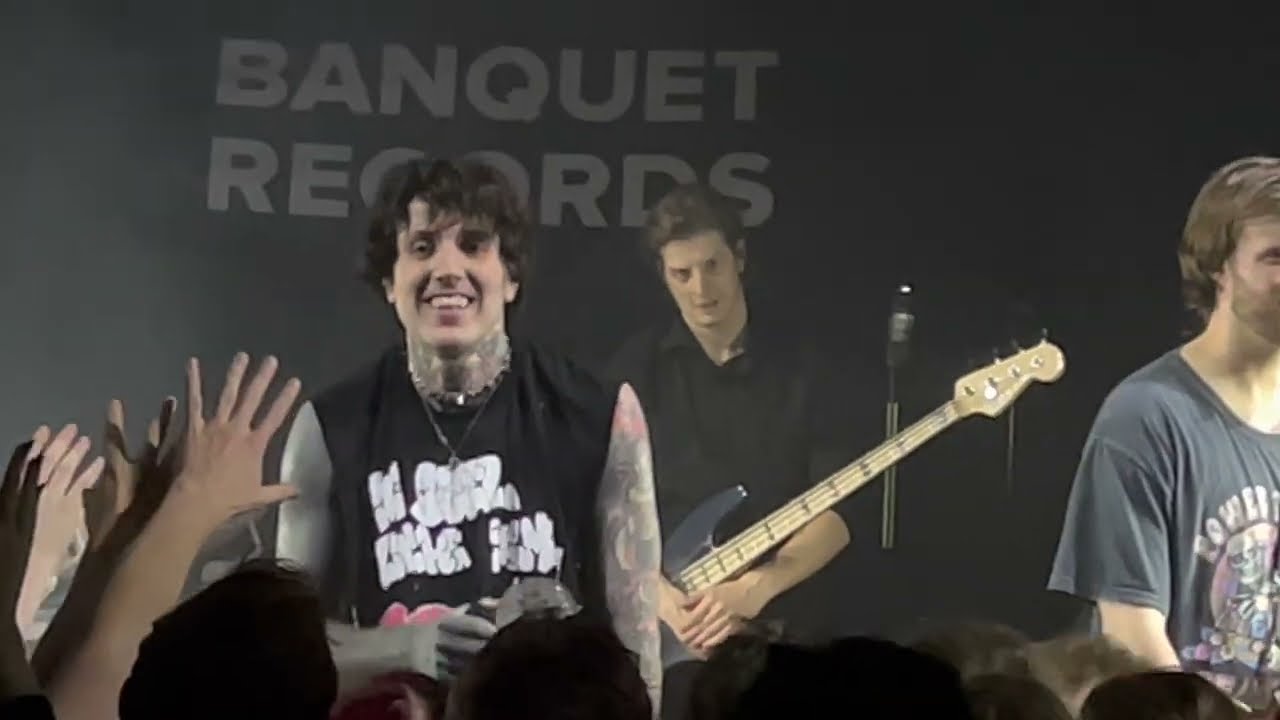 Bring Me The Horizon - Throne - Live at Pryzm Kingston