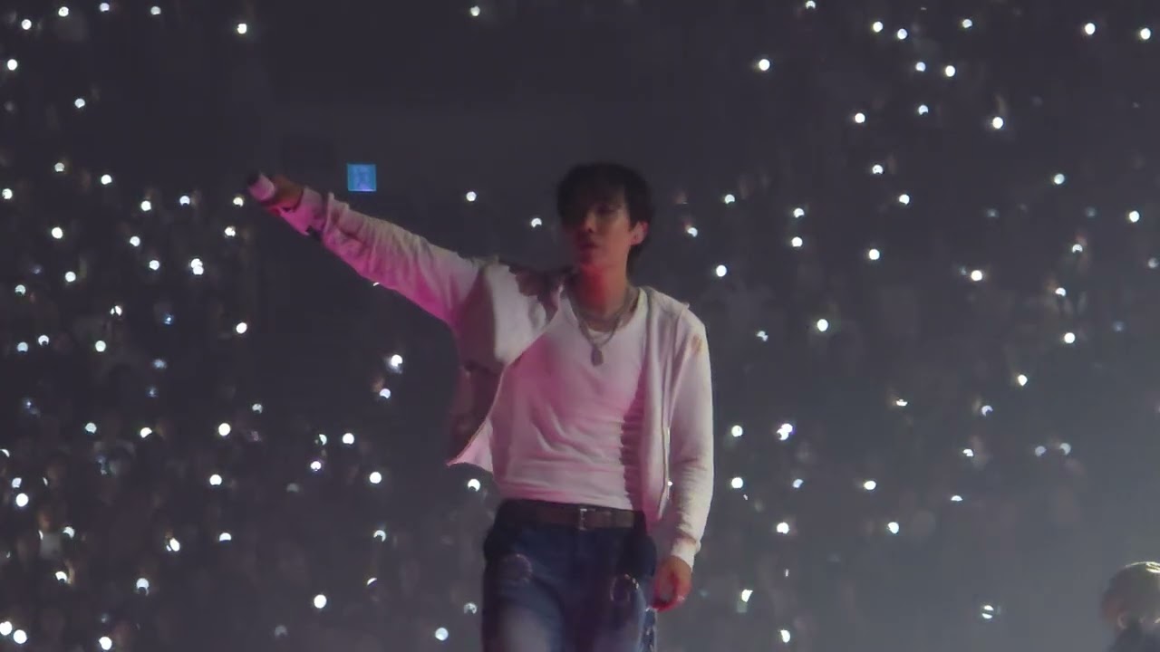 Chicken noodle soup - BTS Jhope HOPE ON THE STAGE SEOUL Day 2 (030125)