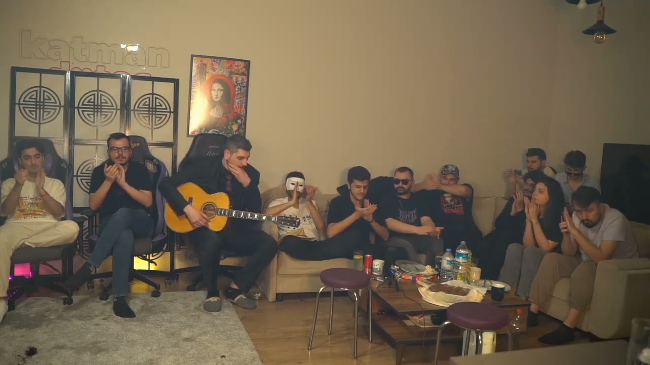 katman party yayınında hype şarkı söylüyor (yeni şarkı 