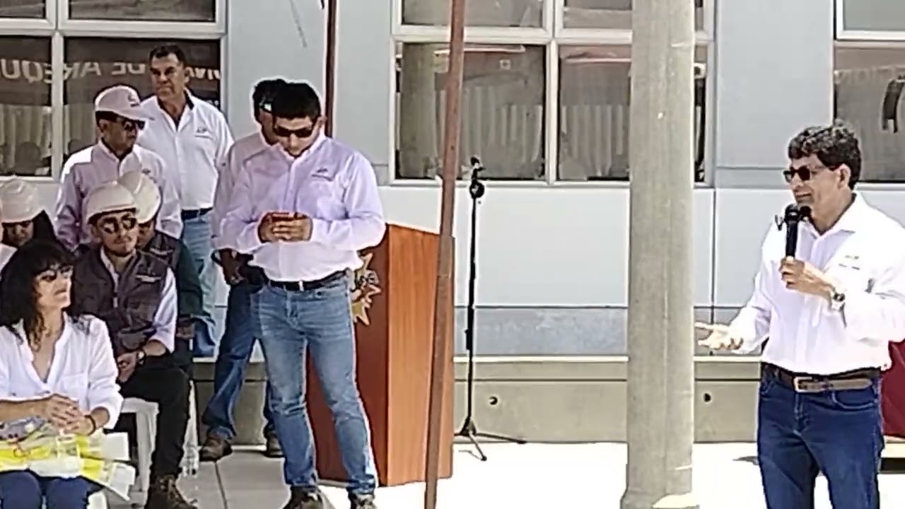 ROHEL SÁNCHEZ EN CEREMONIA DE INICIO DEL SALDO DE LA OBRA DEL HOSPITAL DE CAMANÁ. 