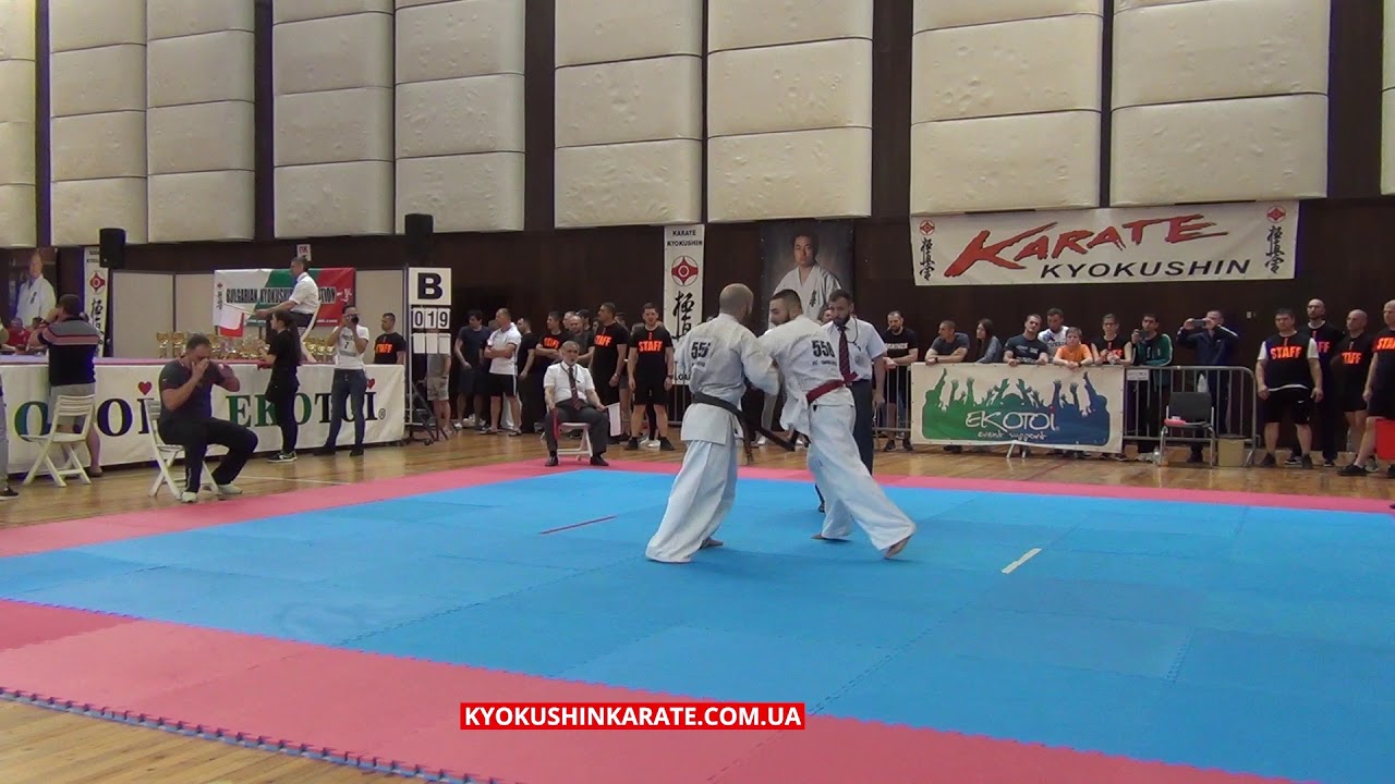 -80 1/4 Paco Zapata (Spain) - Ashot Zarinyan (Russia, aka) - The 32nd European Championship