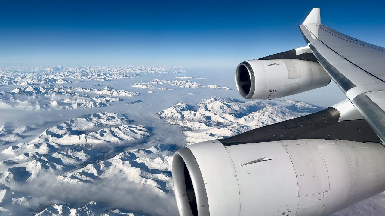 Lufthansa Airbus A340-300 Landing at Vancouver International Airport YVR | 4K Wing View