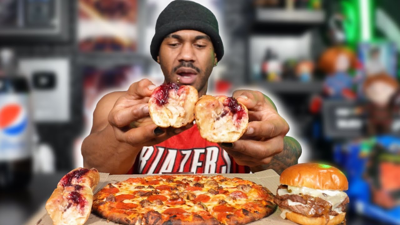 Wawa's Gobbler is Back! & Extra Cheese Pizza!
