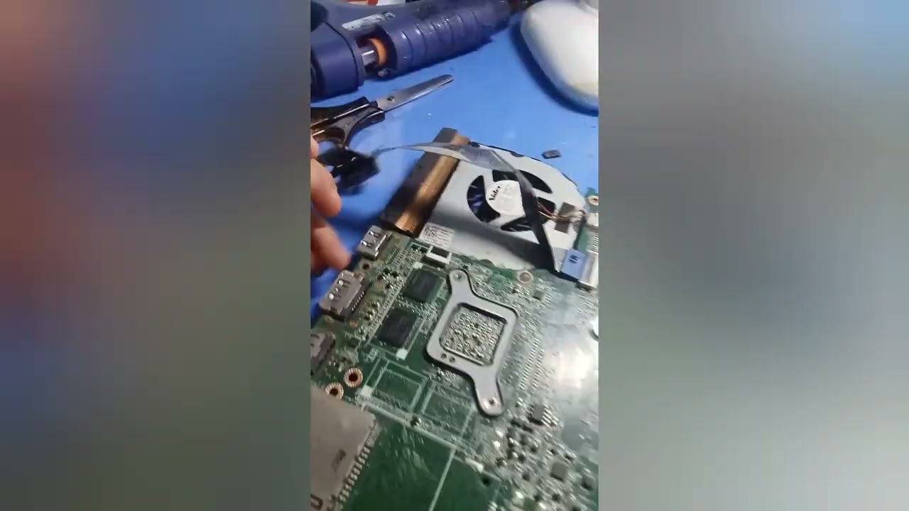 Build m&aacute;y t&iacute;nh phần 1