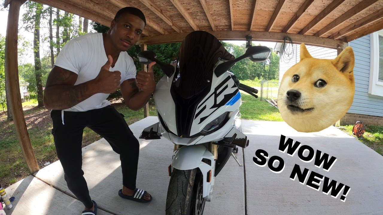 2023 BMW S1000RR/M1000RR Puig R-Racer Windscreen Installation