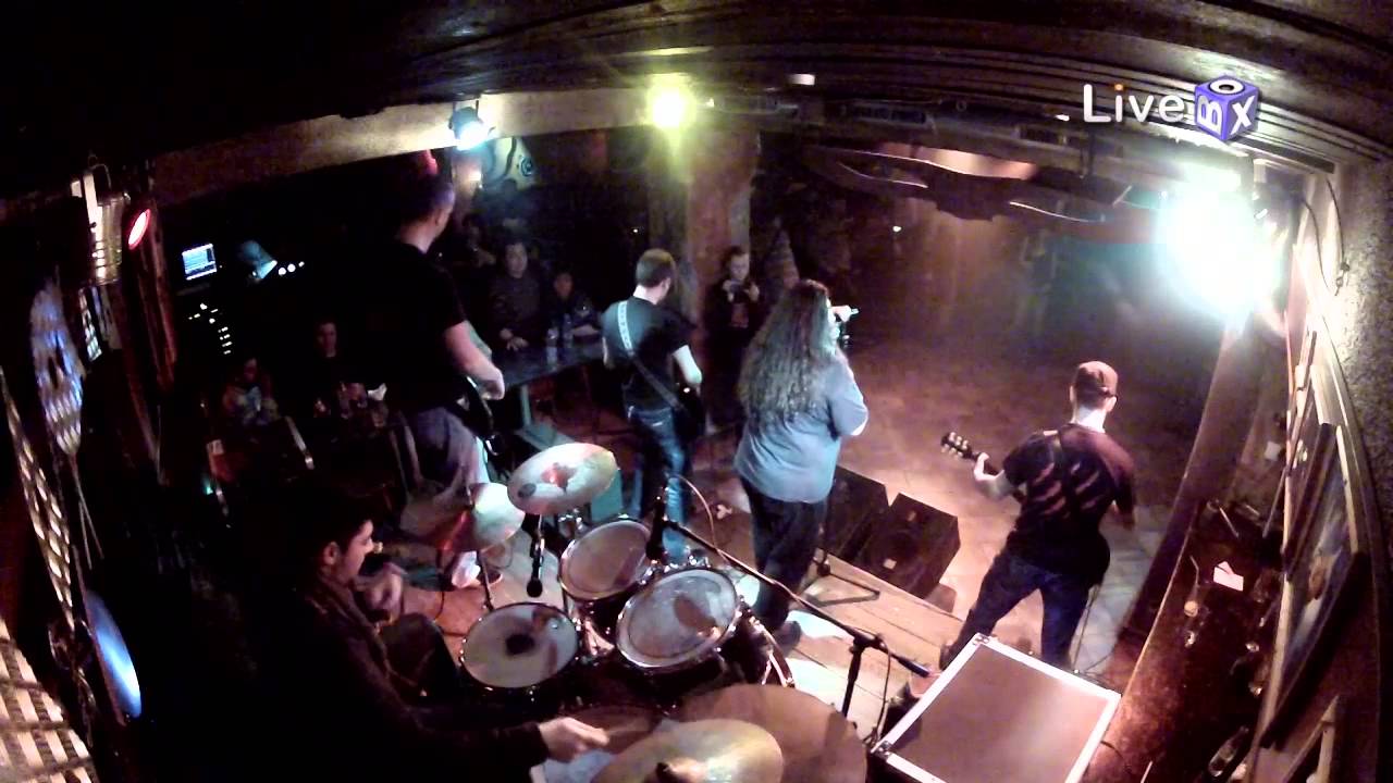 3. Аналгин и Звезди  -- Тя Беше Ангел -- LiveBox, club Maskata,15.12.2012