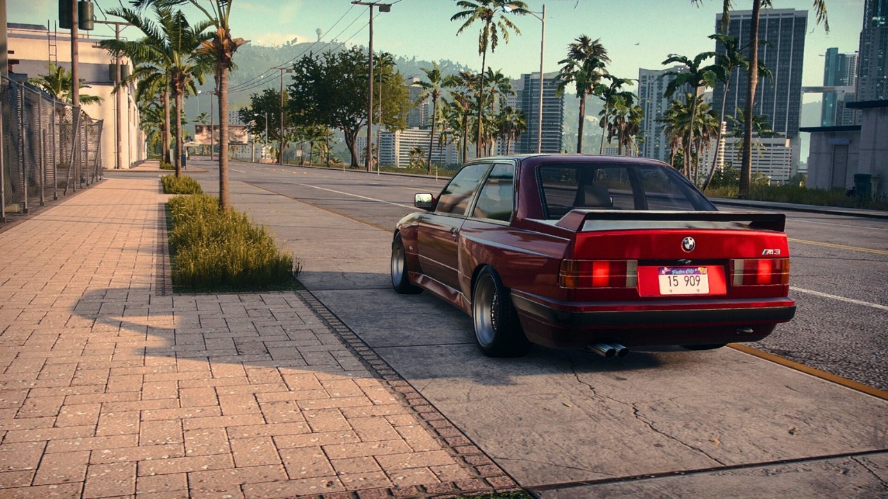 BMW M3 Drive Through Palm City | NFS Heat