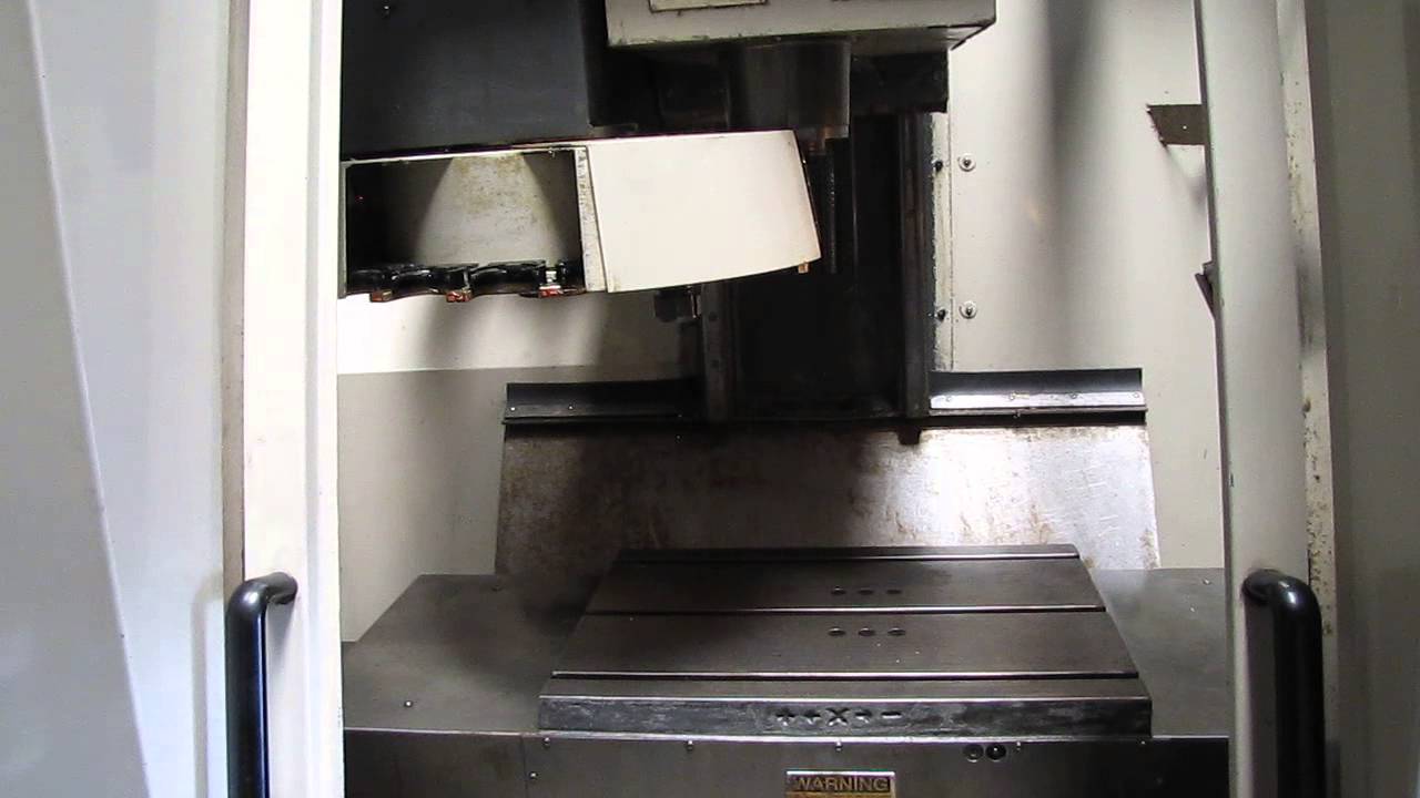 Cincinnati Milacron Arrow 500 VMC with New Control