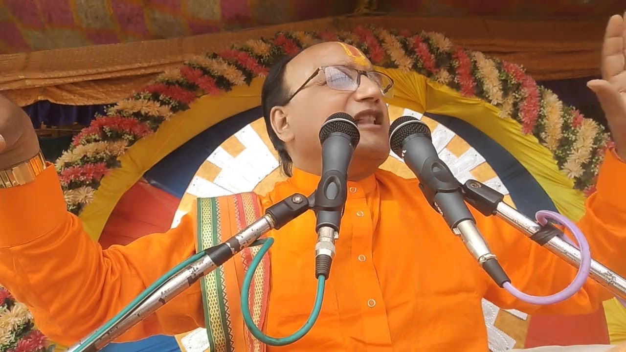 32 दांतों की बीच जीभ