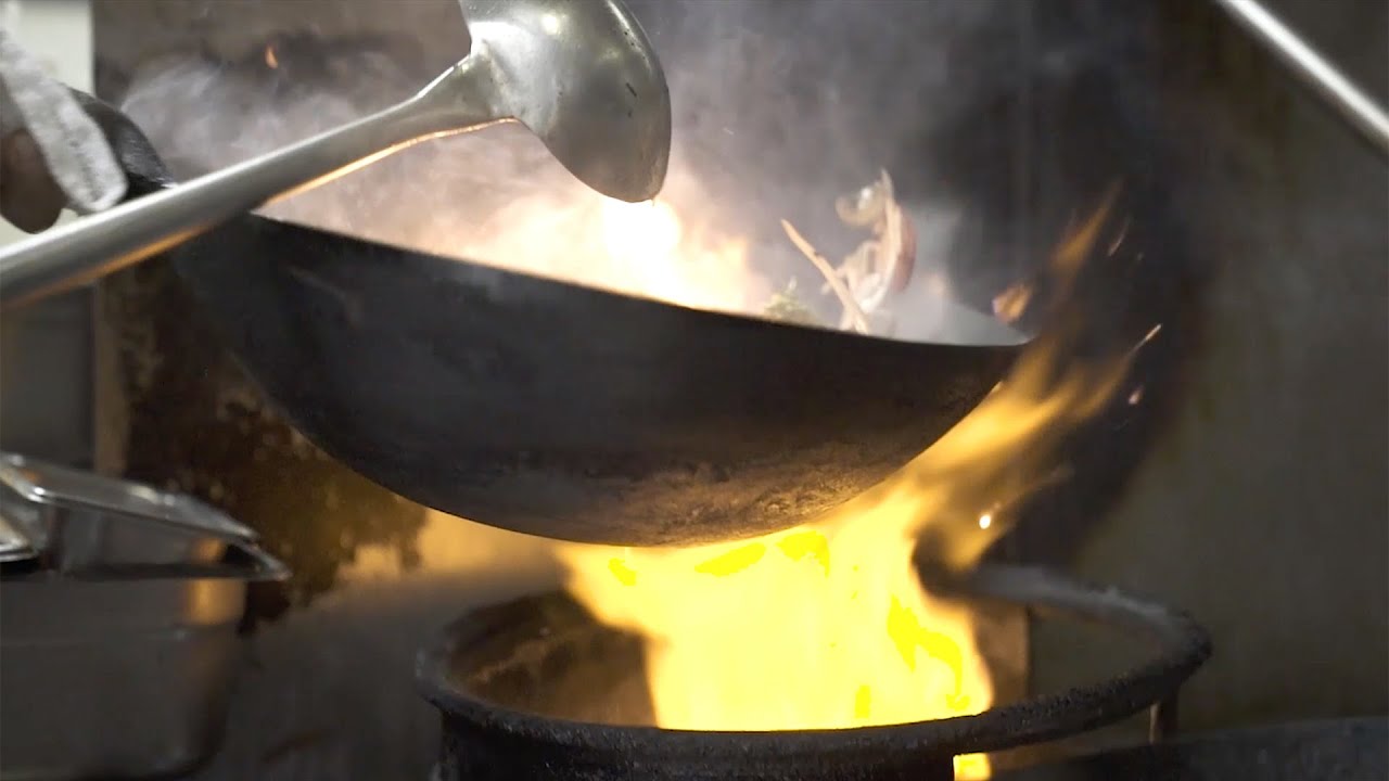 CeviChela - Peruvian Chifa Stir Fry (Cooking In Motion)