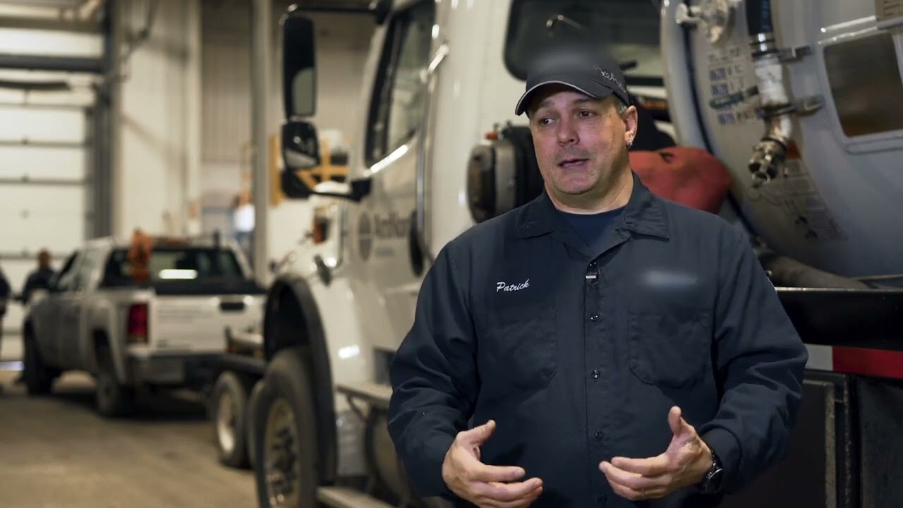 Découvrez le métier d’opérateur en nettoyage industriel !
