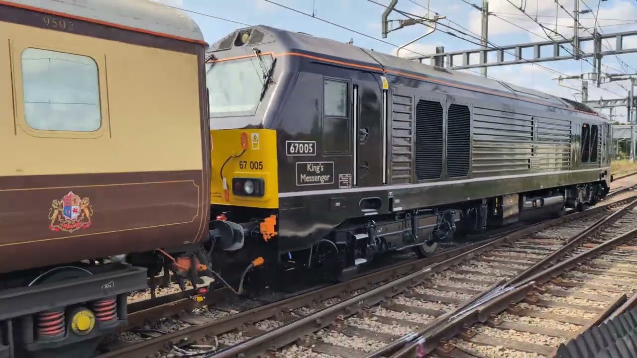 DB Cargo UK Class 67's no's: 67005 + 67021 @ Didcot Parkway (1Z55) 22/08/2025.