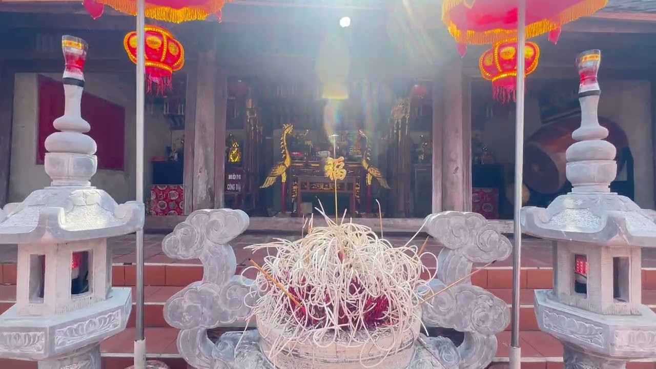 Đình làng Thạch Động