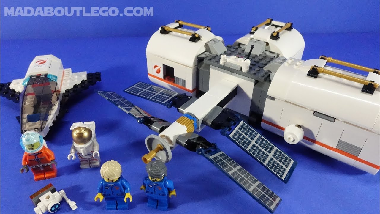 LEGO City Space Lunar Space Station 60227.