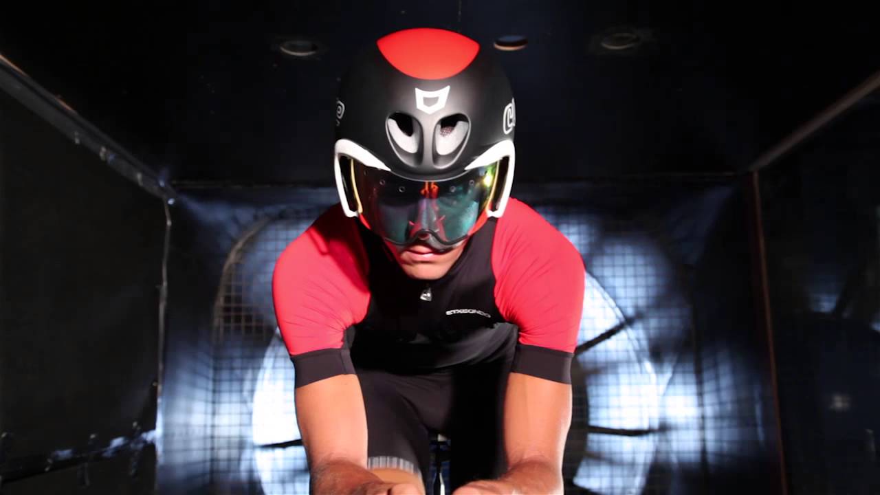 Catlike presents RAPID, triathlon helmet and chrono (English)